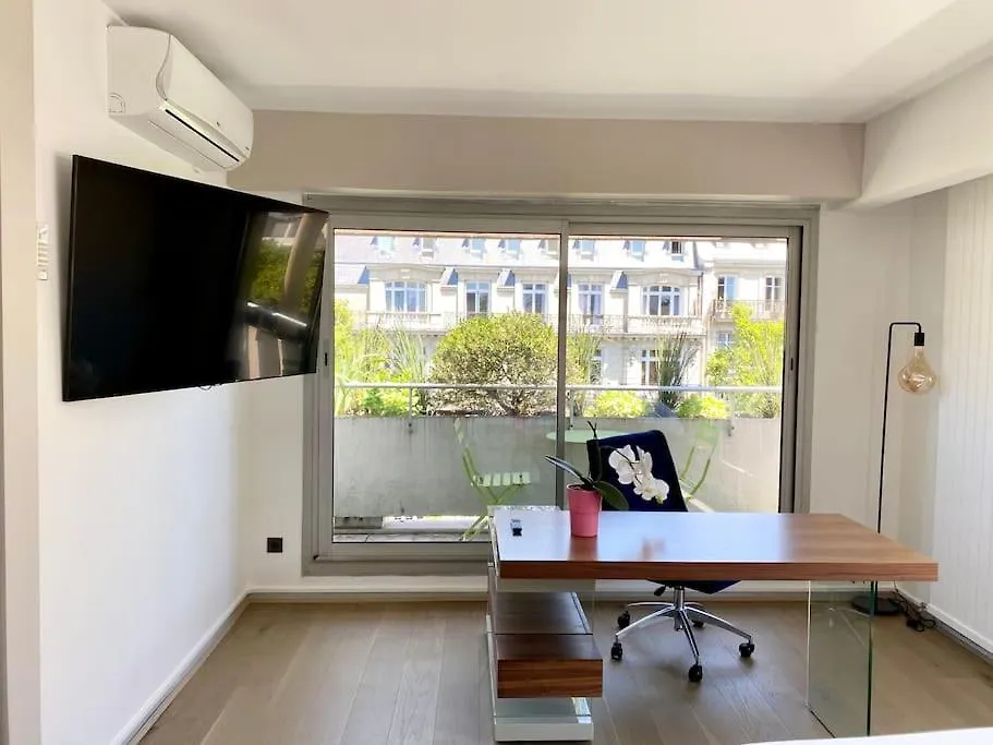 Duplex Familial Tour Eiffel *