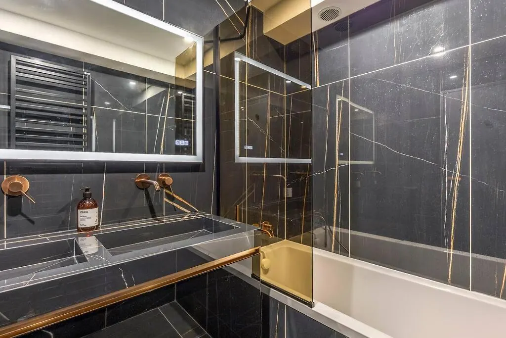 Duplex Familial Tour Eiffel