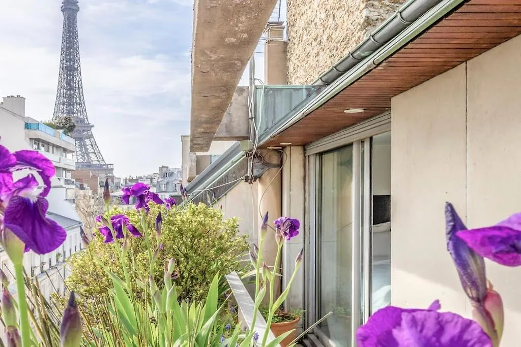 Duplex Familial Tour Eiffel Paříž