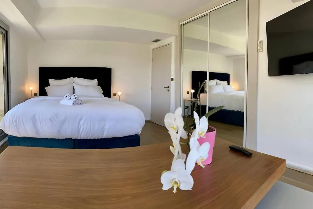 Duplex Familial Tour Eiffel